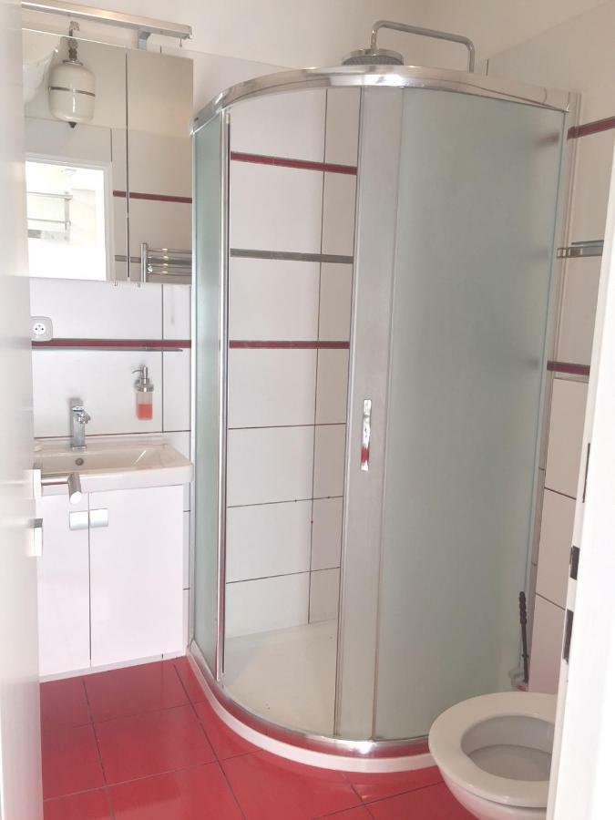 Krasny Apartman U Lesa, Trolejbus Do Centra A Bvv, Parkovani Zdarma Μπρνο Εξωτερικό φωτογραφία